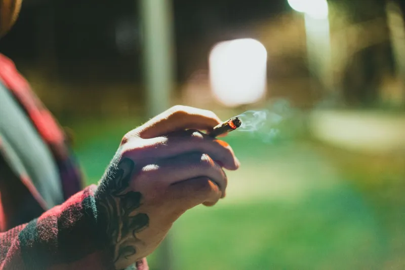 Hidden in Plain Sight: The Real Reasons Some Vapers Keep Their Habit Under Wraps